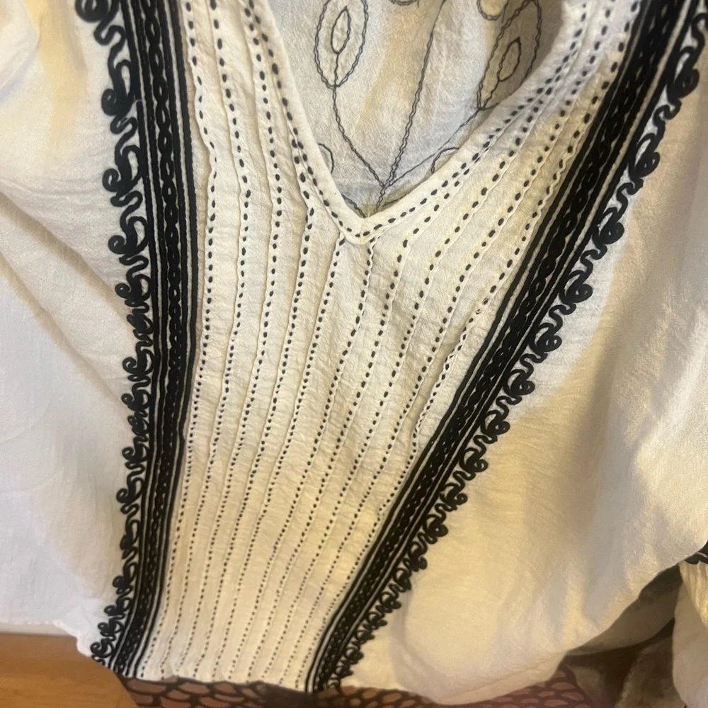 Sundance Black and White Embroidered Blouse - Picture 3 of 6